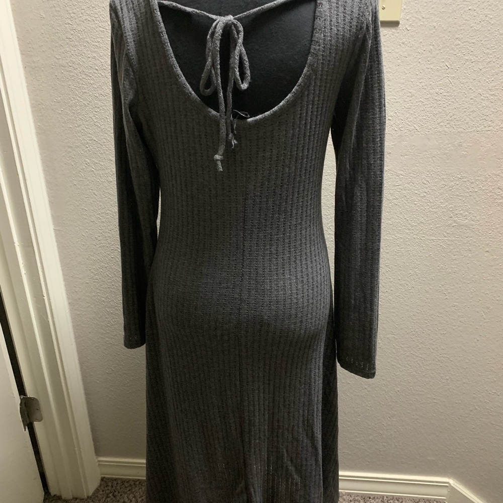 Elegant Gray Long Sleeve Dress